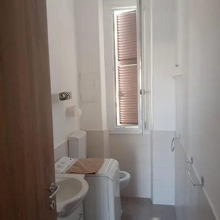 Danielas House Rom